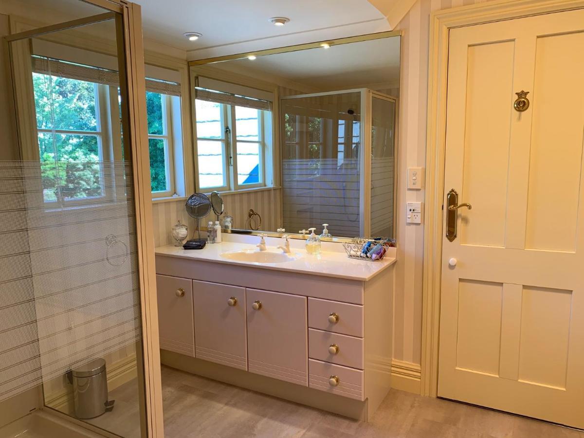 Pin Oaks Luxury Bed & Breakfast Palmerston North Zewnętrze zdjęcie